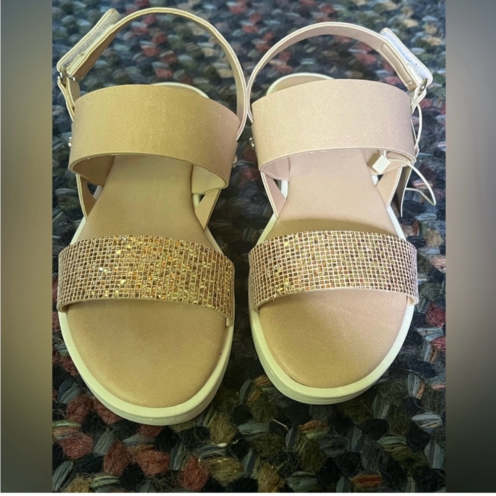 Tan and Gold Sandals with Glittery Strap and Cushioned Footbed